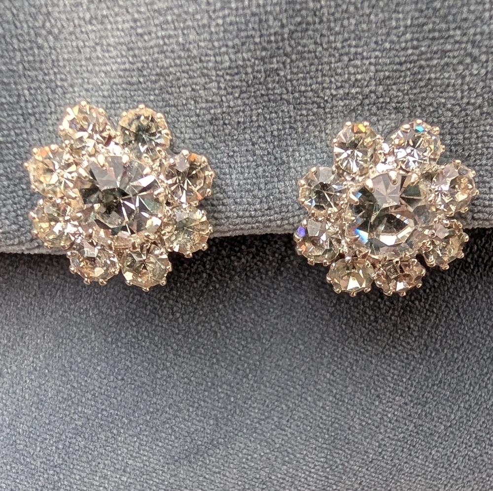 Crystal Earrings Clip On Sparkle White Silver Tone Fancy Mid-Century Modern EUC